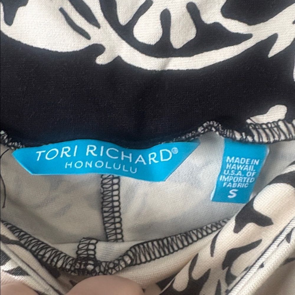 Tori Richard Honolulu Black Ivory Tropical Printed Pull On Flare Pants Sz S - Picture 4 of 7